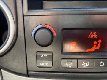 Citroen Berlingo I 1.6 HDi 90KM 2008 Citroen Berlingo MULTISPACE KLIMATYZACJA EL.SZYBY CENTRALNY ZAMEK RELINGI, zdjęcie 10