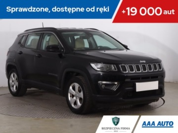 Jeep Compass II SUV 1.4 MultiAir 140KM 2017 Jeep Compass 1.4 MultiAir, Salon Polska