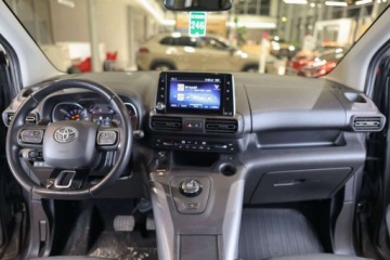 Toyota 2020 Toyota Proace City Verso City Verso 1.5 D-4D Family Aut. 1.5 Diesel 130KM, zdjęcie 5