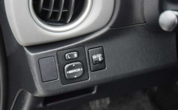 Toyota Yaris III Hatchback 5d 1.33 Dual VVT-i 99KM 2011 Toyota Yaris 1.3B Navi Kamera 107 TYS KM 2 KPL KOL Sprowadzony Oplacony, zdjęcie 26