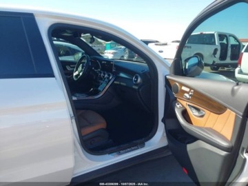 Mercedes GLC C254/X254 2022 Mercedes-Benz GLC 300 4Matic Coupe 2022 2.0l 2.0 Benzyna 255KM, zdjęcie 9
