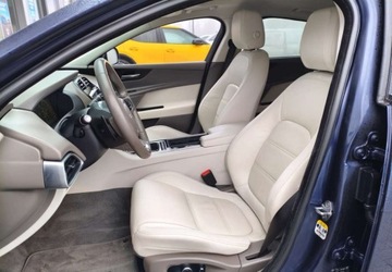 Jaguar XE 2019 Jaguar XE Jaguar XE 2.0 T Prestige 2.0 Benzyna 200KM, zdjęcie 8