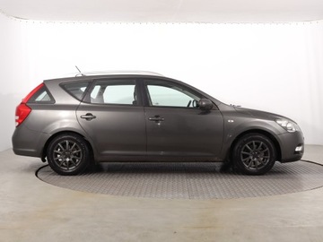 Kia Ceed I SW Facelifting 1.4 DOHC CVVT 90KM 2010 Kia Ceed 1.4 CVVT, Klima,ALU, zdjęcie 5