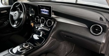 Mercedes GLC C253 SUV 2.0 250 211KM 2018 Mercedes-Benz GLC SalonPL GLC 250 4Matic LED Podgrzewane Fotele CarPlay Od, zdjęcie 24