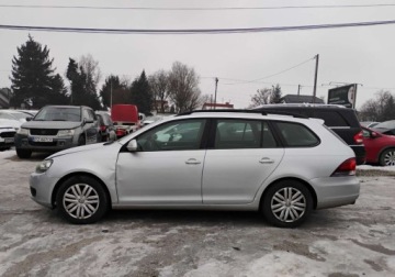 Volkswagen Golf VI Variant 1.6 TDI-CR DPF BlueMotion 105KM 2012 Volkswagen Golf 2012r, SALON POLSKA. 1.6 TDI. Lekko uszkodzony przod. Jezd, zdjęcie 16