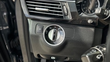 Mercedes Klasa E W212 Kombi 300 CDI BlueEFFICIENCY 231KM 2011 Mercedes-Benz Klasa E Bardzo ladny stan . 3,0 CDI Automat Pneomatyka 3.0, zdjęcie 27