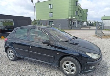 Peugeot 206 Hatchback 1.4 i 75KM 2002 Peugeot 206 Peugeot 206 1.4 XT 1.4 Benzyna 75KM, zdjęcie 5