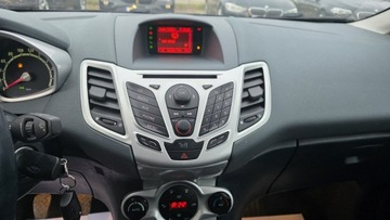 Ford Fiesta VII Hatchback 5d 1.25 Duratec 82KM 2010 Ford Fiesta mały przebieg, zdjęcie 15