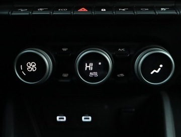 Dacia Duster II SUV Facelifting 1.3 TCe 150KM 2022 Dacia Duster 1.3 TCe, Salon Polska, 1. Właściciel, zdjęcie 12