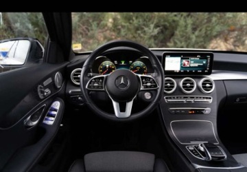 Mercedes Klasa C W205 Kabriolet Facelifting 1.5 200 184KM 2020 Mercedes-Benz Klasa C Mercedes-Benz Klasa C 200 4MATIC 9G-TRONIC 1.5 184KM, zdjęcie 26