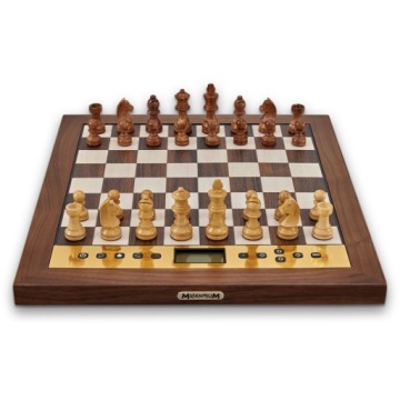 Шахматный компьютер Millenium M830 The King Performance