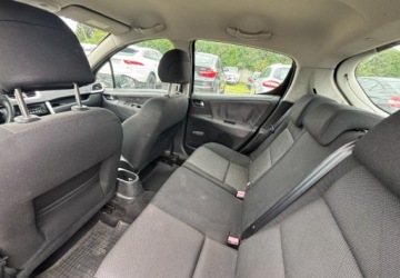 Peugeot 207 Hatchback 5d 1.6 HDi 90KM 2007 Peugeot 207 Niski przebieg 1.6 Diesel 90KM, zdjęcie 11