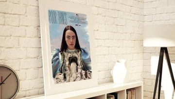 Бедные дела, Бедные дела, Эмма Стоун