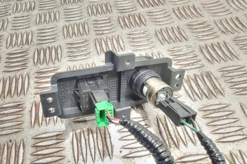 HNÍZDO 12V HONDA CR-V II (RD_) 83416 2.0L GASOLINE 2008