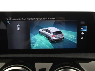 Mercedes Klasa A W177/V177 Hatchback AMG 2.0 A35 306KM 2020 Mercedes A 35 AMG A35 AMG 4MATIC 306KM Automat, zdjęcie 31