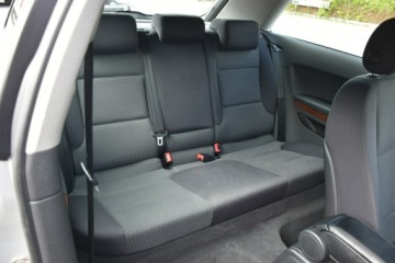 Audi A3 8P Hatchback 3d 1.9 TDI 105KM 2008 Audi A3 3-drzwiowe 1.9TDi 105KM 2008r. Klima, zdjęcie 12