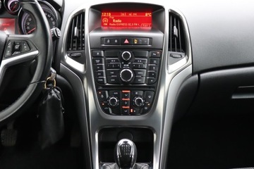 Opel Astra J Hatchback 5d 2.0 CDTI ECOTEC 160KM 2010 Opel Astra 2.0 CDTI, Klima, Klimatronic, Tempomat, zdjęcie 11