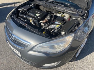 Opel Astra J Sports Tourer 1.7 CDTI ECOTEC 110KM 2012 Opel Astra KLIMATYZACJA PARKTRONIC EL.SZYBY EL.LUSTERKA NOWY ROZRZAD GWARA, zdjęcie 14