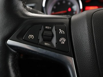 Opel Astra J Sports Tourer Facelifting 1.4 Turbo ECOTEC 140KM 2015 Opel Astra 1.4T Style Klimatyzacja Tempomat Navi, zdjęcie 27