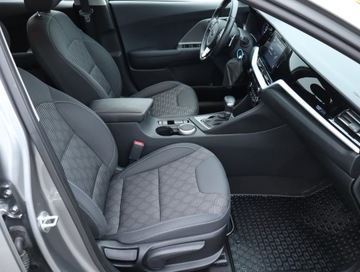 Kia Niro I Crossover Facelifting 1.6 GDi Hybrid 141KM 2020 Kia Niro Hybrid, Salon Polska, Serwis ASO, zdjęcie 8