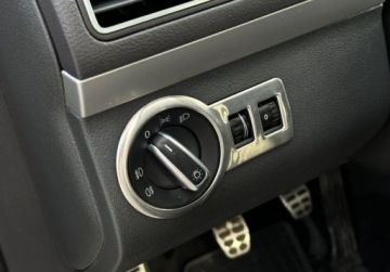 Volkswagen Touran II 1.6 TDI 105KM 2010 Volkswagen Touran 1.6 TDI, Nawigacja Kamera cofania Android Radio 1.6, zdjęcie 14