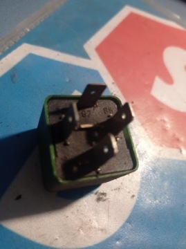 Реле GM 573 GM 03447012 OPEL 12V 30A