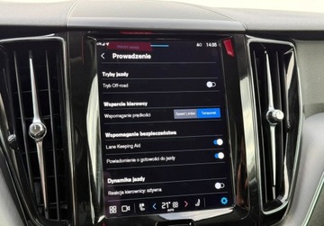 Volvo XC60 II Crossover Facelifting 2.0d B4 197KM 2022 Volvo XC 60 LED Podgrzewana kierownica i fotele Kamera FVAT23 Salon PL, zdjęcie 33