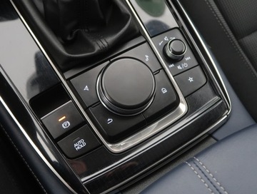 Mazda CX-30 2.0 Skyactiv-G 122KM 2019 Mazda CX-30 Skyactiv-G 2.0, Salon Polska, zdjęcie 15