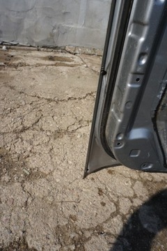 NISSAN PATROL DVEŘE PRAVÝ PŘEDNÍ GR II Y61 GU4 04-09R