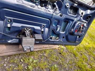 BMW E39 96-03R. KOMBI ZADNÍ VÍKO KUFRU ZDRÁVA DUNKELBLAU JELENIA VRCH