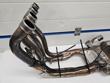 HONDA CB 1000 R SC80 ВЫПУСКНОЙ ПАТРУБОК