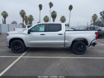 Chevrolet Silverado II 2020 Chevrolet Silverado 2020r., 1500 short custom, od ubezpieczalni 4.3 Benzyna, zdjęcie 3