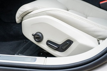 Volvo V90 II Plug-In Facelifting 2.0 T8 Plug-In Hybrid 455KM 2025 Volvo V90 Ultra Dark T8 AWD Plug-in hybrid (310 +, zdjęcie 15