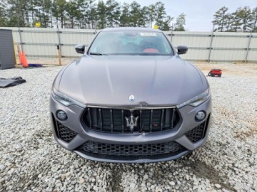 Maserati Levante 2022 Maserati Levante 424 hp, Modena, 3L, od ubezpieczalni 3.0 Benzyna 424KM, zdjęcie 1