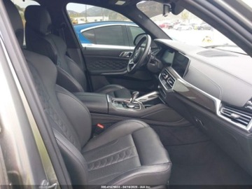 BMW X5 G05 2022 BMW X5 M 2022 4.4l 4.4 Benzyna 617KM, zdjęcie 6