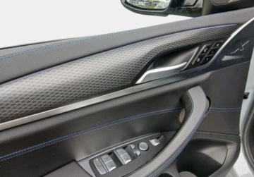 BMW X3 G01 M SUV Facelifting 3.0 M40d 340KM 2023 BMW X3 M40d xDrive M Sport Dealer BMW Bonkowscy Gorzow Wlkp. 3.0 Diesel, zdjęcie 17