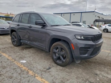 Jeep Grand Cherokee V 2024 Jeep Grand Cherokee Laredo 2024 3.6 Benzyna 293KM, zdjęcie 4