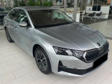 Skoda Octavia IV 2026 SKODA Octavia Drive Selection 1.5 TSI mHEV DSG 115KM 2026, zdjęcie 1