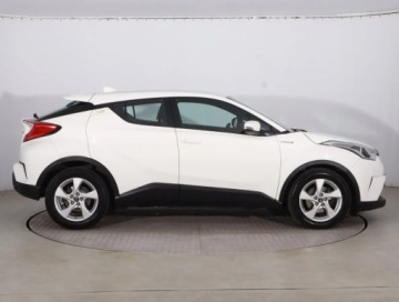 Toyota C-HR I Crossover 1.8 Hybrid 122KM 2019 Toyota C-HR 1.8 Hybrid, Salon Polska, Automat, zdjęcie 5