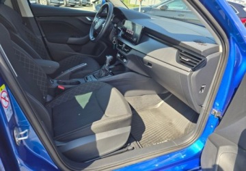 Skoda Kamiq Crossover 1.0 TSI 110KM 2023 Skoda Kamiq Tempomat Aktywny, Podgrzewane Fotele, Kamera Cofania Benzyna, zdjęcie 10