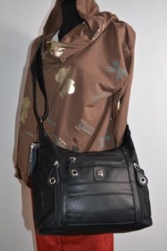 БОЛЬШАЯ ЖЕНСКАЯ СУМКА НА ПЛЕЧЕ