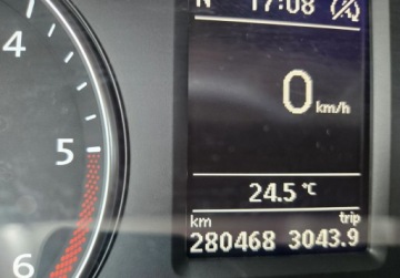 Volkswagen Sharan II Van 2.0 TDI-CR BMT 140KM 2015 Volkswagen Sharan Sprowadzony Zarejestrowany Pelny serwis VW 2.0 Diesel, zdjęcie 14