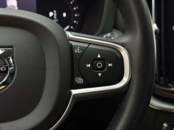 Volvo XC60 II 2022 Volvo XC 60 B4 AWD Momentum Pro Podgrzewana szyba Kamera Nawigacja Car, zdjęcie 23