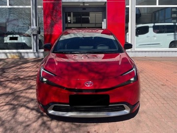 Toyota Prius V (XW60) 2.0  Hybrid Dynamic Force Plug-in 223KM 2025 Od ręki - Prestige 2.0 Hybrid Plug-in 223KM | Podgrzewane fotele!, zdjęcie 1