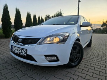 Kia Ceed I Hatchback 5d Facelifting 1.6 CRDi WGT 90KM 2011 Kia Cee'd Klima, Elektryka, Serwis, Super /GWARAN, zdjęcie 12