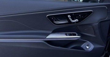 Mercedes CLE Coupe 2.0 300 258KM 2024 Mercedes-Benz CLE AMG Line 4Matic Kamera360 Digital Light Pamiec Foteli FV, zdjęcie 8