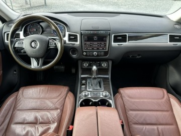 Volkswagen Touareg II 2016 Volkswagen Touareg 3.0 V6 TDI, 2016r, serwisowany, zdjęcie 28
