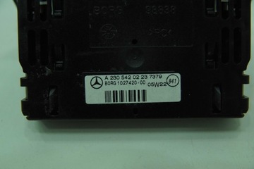 DISPLEJ PDC ZADNÍ A2305420223 MERCEDES SL R230 02