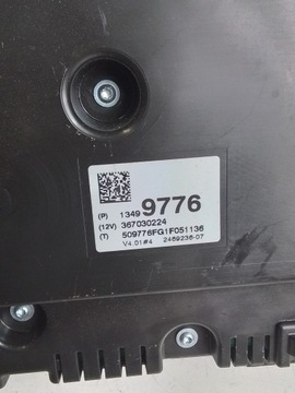 M855 PŘÍSTROJOVÁ DESKA BUDÍKY OPEL CORSA E 13499776