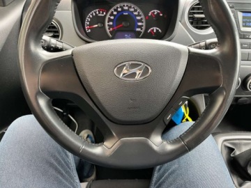 Hyundai i10 II Hatchback Facelifting 1.0 Kappa LPGI 67KM 2019 Hyundai i10 1.0 benzyna 67 KM salon Polska I wlasciciel mozliwa zamiana, zdjęcie 13